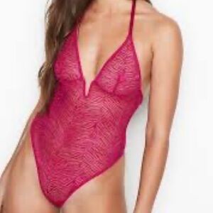 NWT Victoria’s Secret zebra lace teddy Sz M Women Sexy